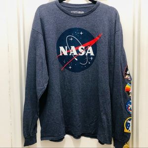 NASA Logo Long Sleeve Shirt (Size XL)